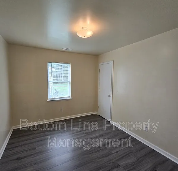 5326 Eaton Cir — Photo 24