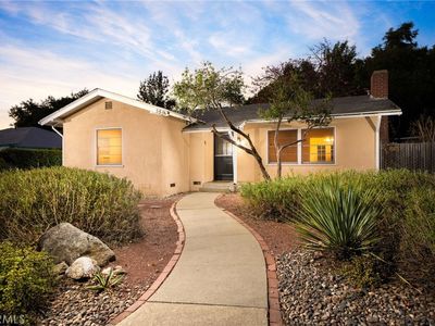 555 W 9th St, Claremont, CA, 91711