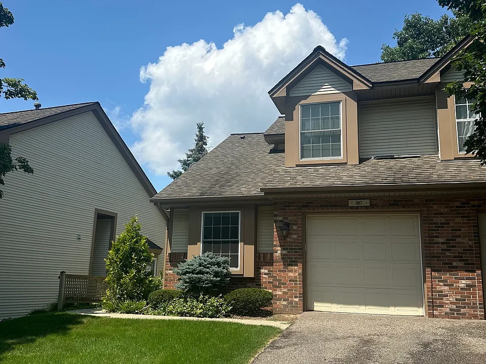 887 Whisperwood Trl