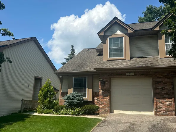 887 Whisperwood Trl, Fenton, MI 48430