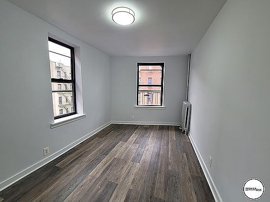 5th image of 214 E 168th St #C10