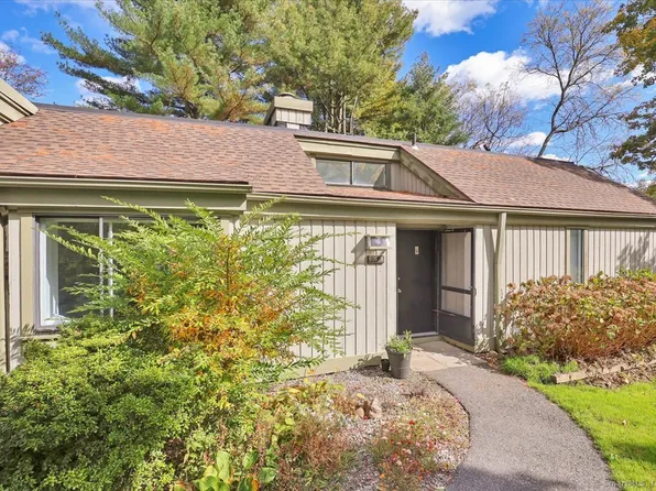 616 Heritage Village #B, Southbury, CT 06488