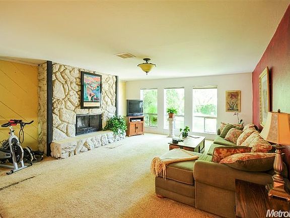 2nd image of 228 Irene Ave