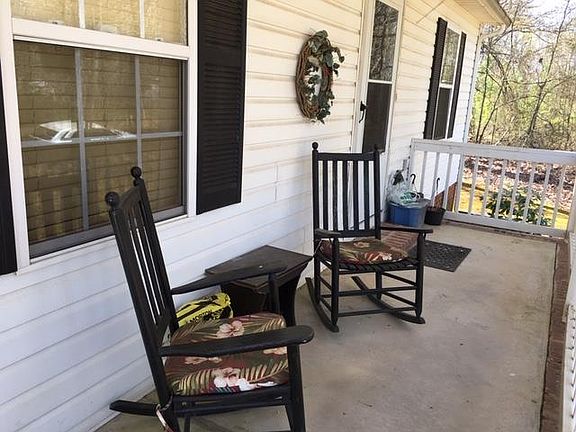 2nd image of 219 Poston Cir