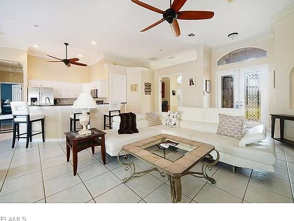 2nd image of 4913 SW 26th Pl