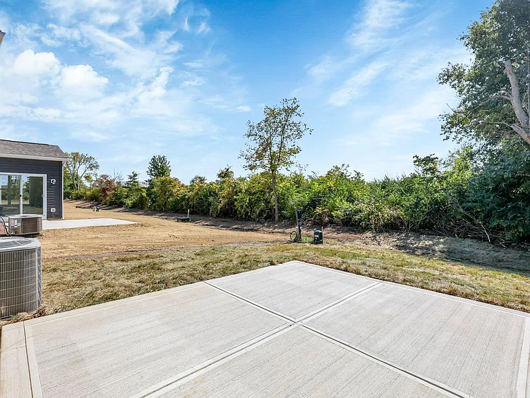 7309 Celebration Dr — Photo 43