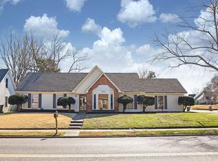 7305 Barnstable Rd, Memphis, TN 38125