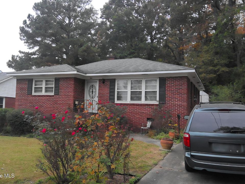 1st image of 204 Heard Street