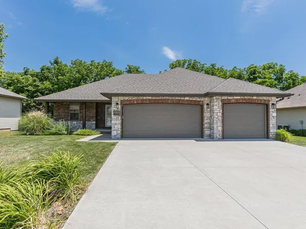 2008 S Thomas Dr, Ozark, MO 65721