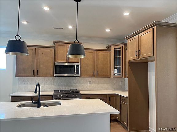 2nd image of 8806 Bethany Creek Ave