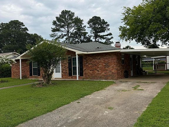 2nd image of 121 Hollingsworth Drive