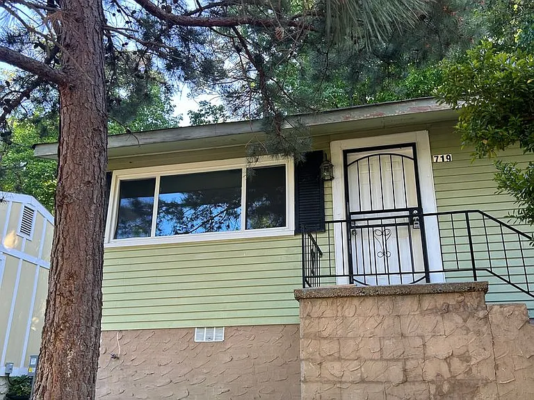 719 Belle Vista Ave — Photo 1