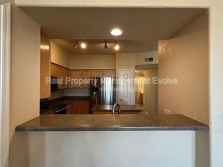 425 W Rio Salado Pkwy #317 — Photo 16