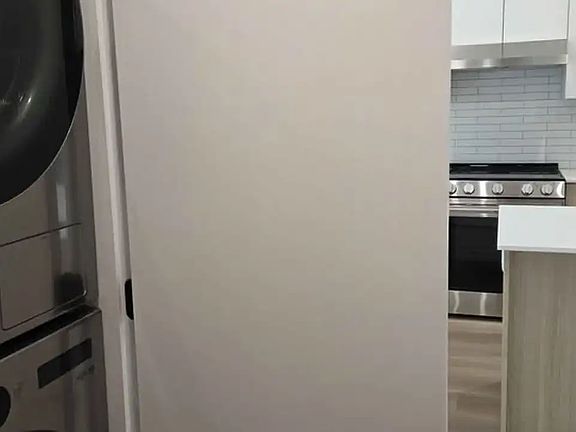 5th image of 100 Grange Dr #44