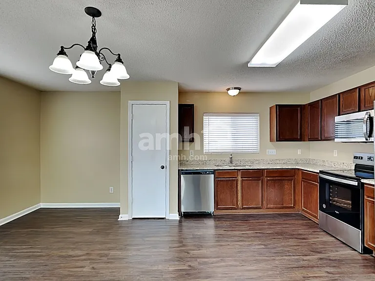 6020 Namozine Ct — Photo 5