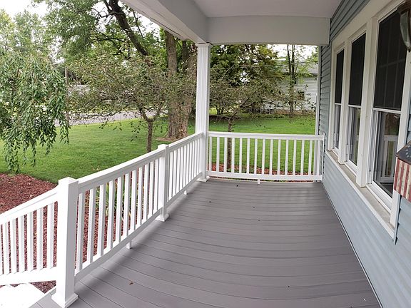2nd image of 659 Collingwood Ave