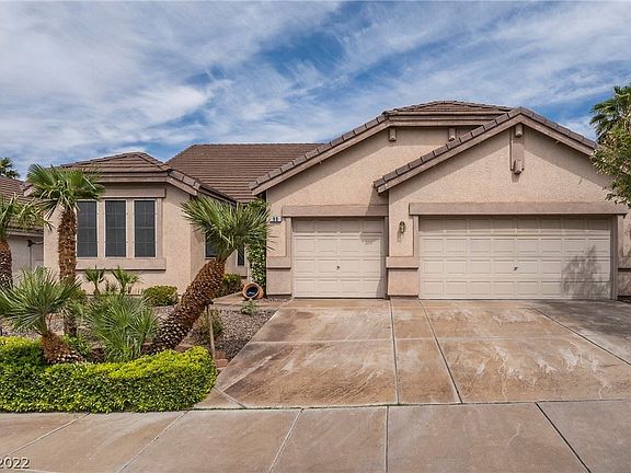 2nd image of 90 Parker Ranch Dr