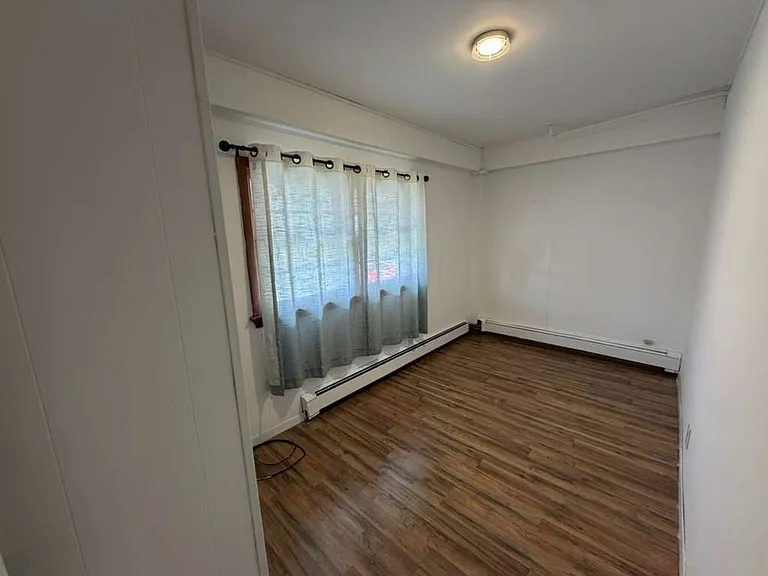 41 Lincoln Ave — Photo 26