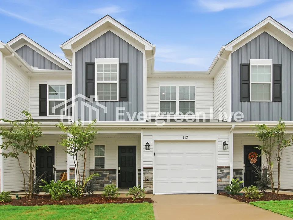 112 Tango Dr