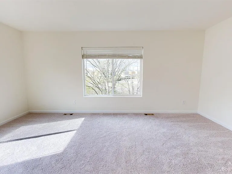 2725 Bristol Ridge Dr — Photo 11