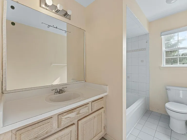 1 Gaelic Ct — Photo 3