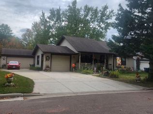 1615 Meadowview Rd, Wausau, WI 54403