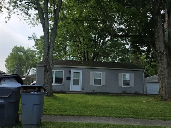 223 Crestview Dr, Johnstown, OH 43031