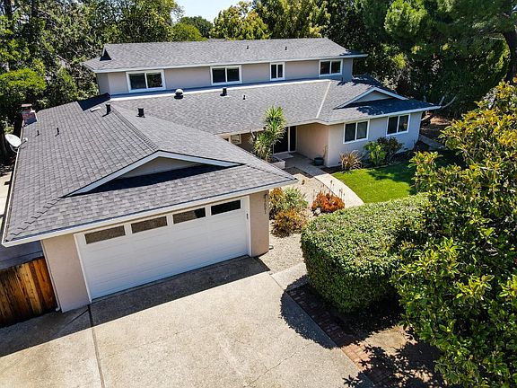 5th image of 2091 Robinhood Ln
