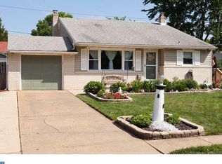 4 Fithian Dr, New Castle, DE 19720