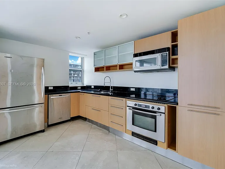 7929 West Dr #1001 — Photo 2