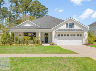 71 Calhoun Ln, Richmond Hill, GA 31324