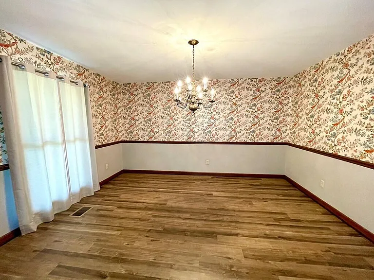 205 Browning Pl — Photo 5