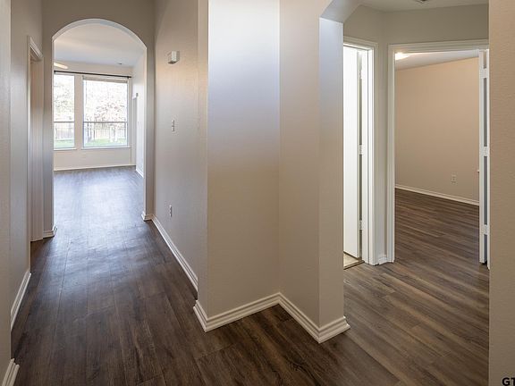 2nd image of 19371 Big Valley Dr