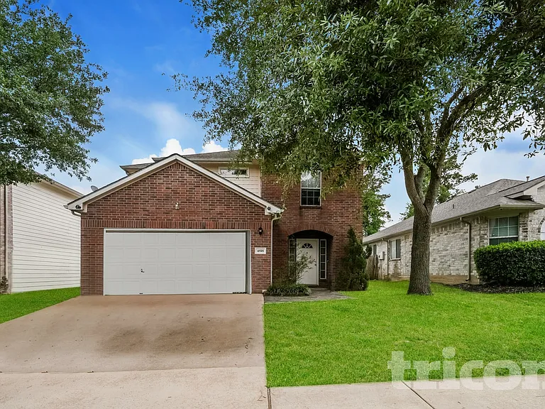 4818 S Fairfax Village Cir — Photo 1