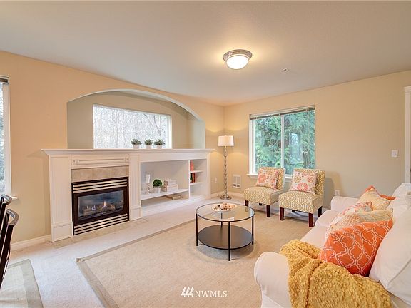 3rd image of 15611 18th Avenue W #G-201