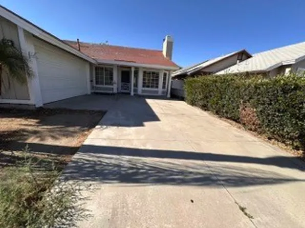 196 Sunny Halo Ct, Perris, CA 92571