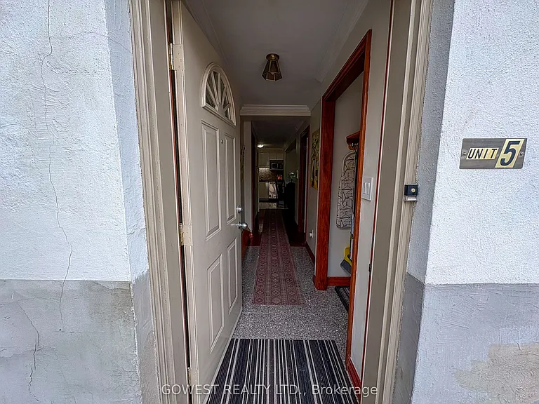 20 Glen Gordon Rd #5 — Photo 2
