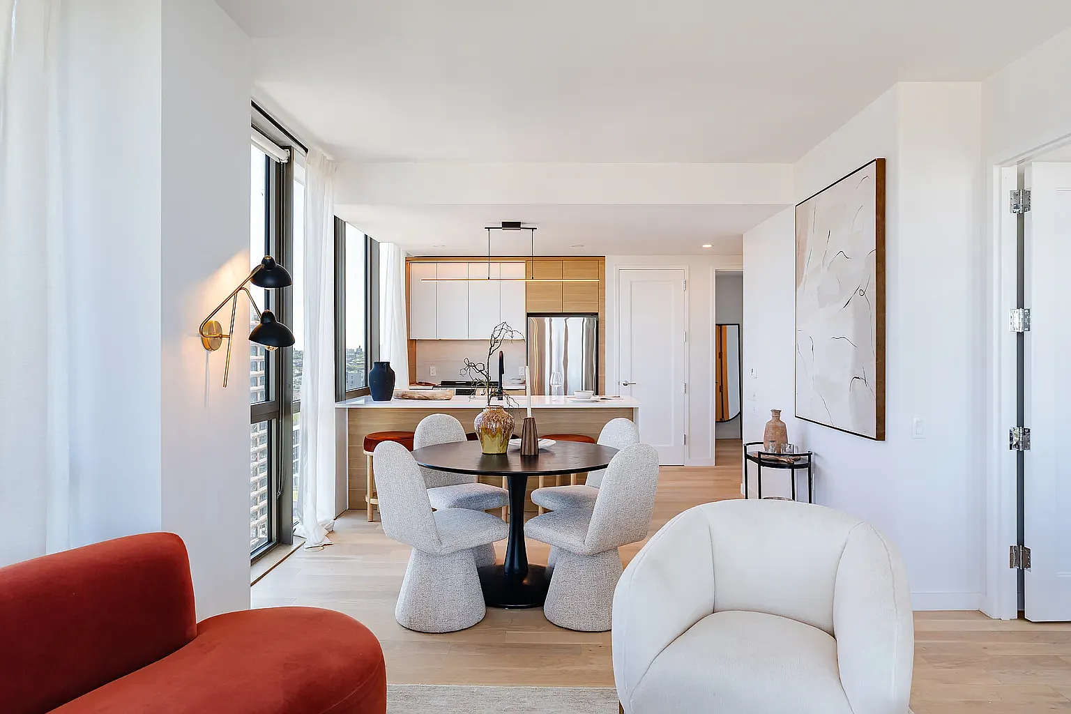 325 Bond Street — Photo 4