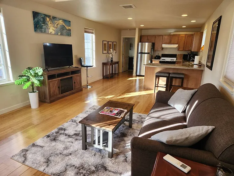 Furnished Two Bedroom Apartment on 27 Acre Estate | Available Now — Photo 6