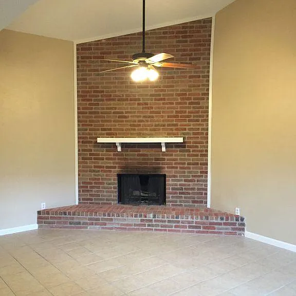 6409 Westcreek Dr — Photo 4