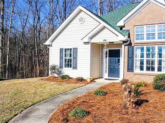 2nd image of 4445 Scotland Ct