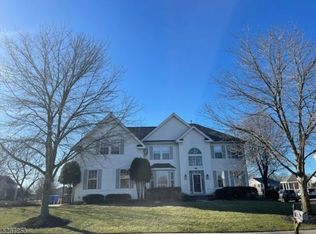 14 Gladiola Ln, Lumberton, NJ 08048