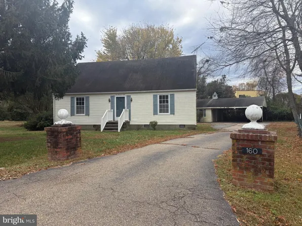 160 Rouzie Dr, Tappahannock, VA 22560