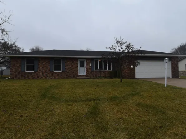 56682 Diamond Dr, Elkhart, IN 46516
