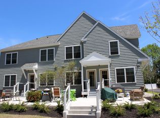 8 Hill Way UNIT 9, Cape Elizabeth, ME 04107