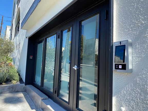 5th image of 300 Bay St APT 7