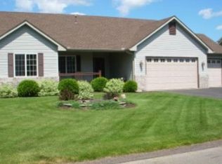 21384 Queen Ct NW, Elk River, MN 55330