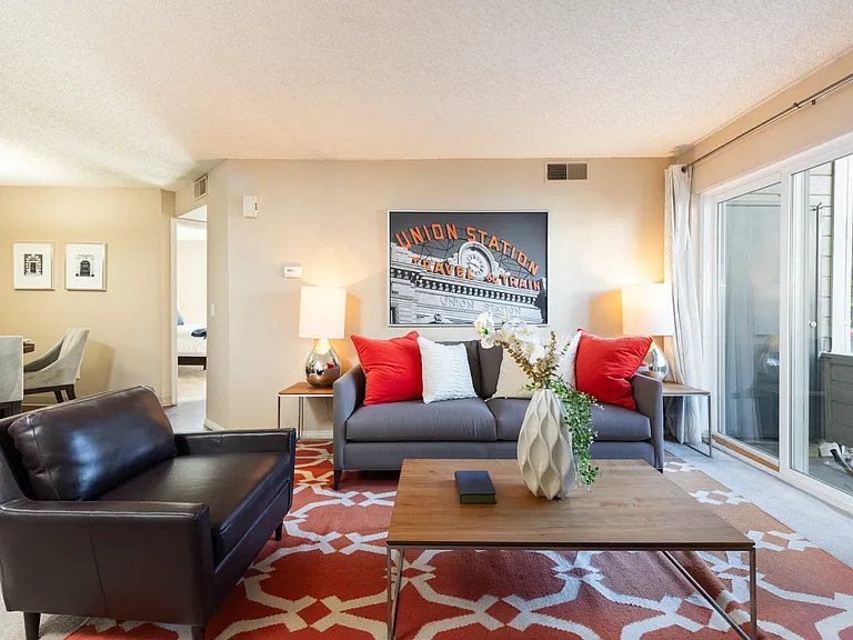 Concordia Apartments — Photo 1