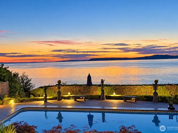 8723 Talbot Road, Edmonds, WA 98026