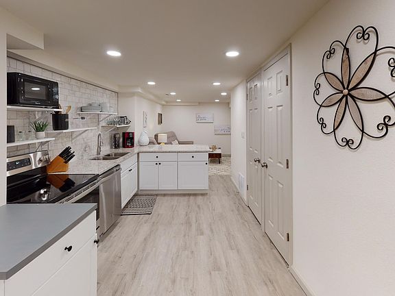 2nd image of 5005 W 1st Ave #4